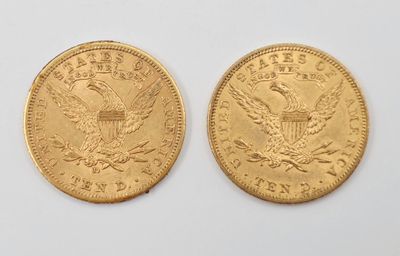 deux pièces d'or, dont l'une représente un grand aigle et l'autre un aigle plus petit
