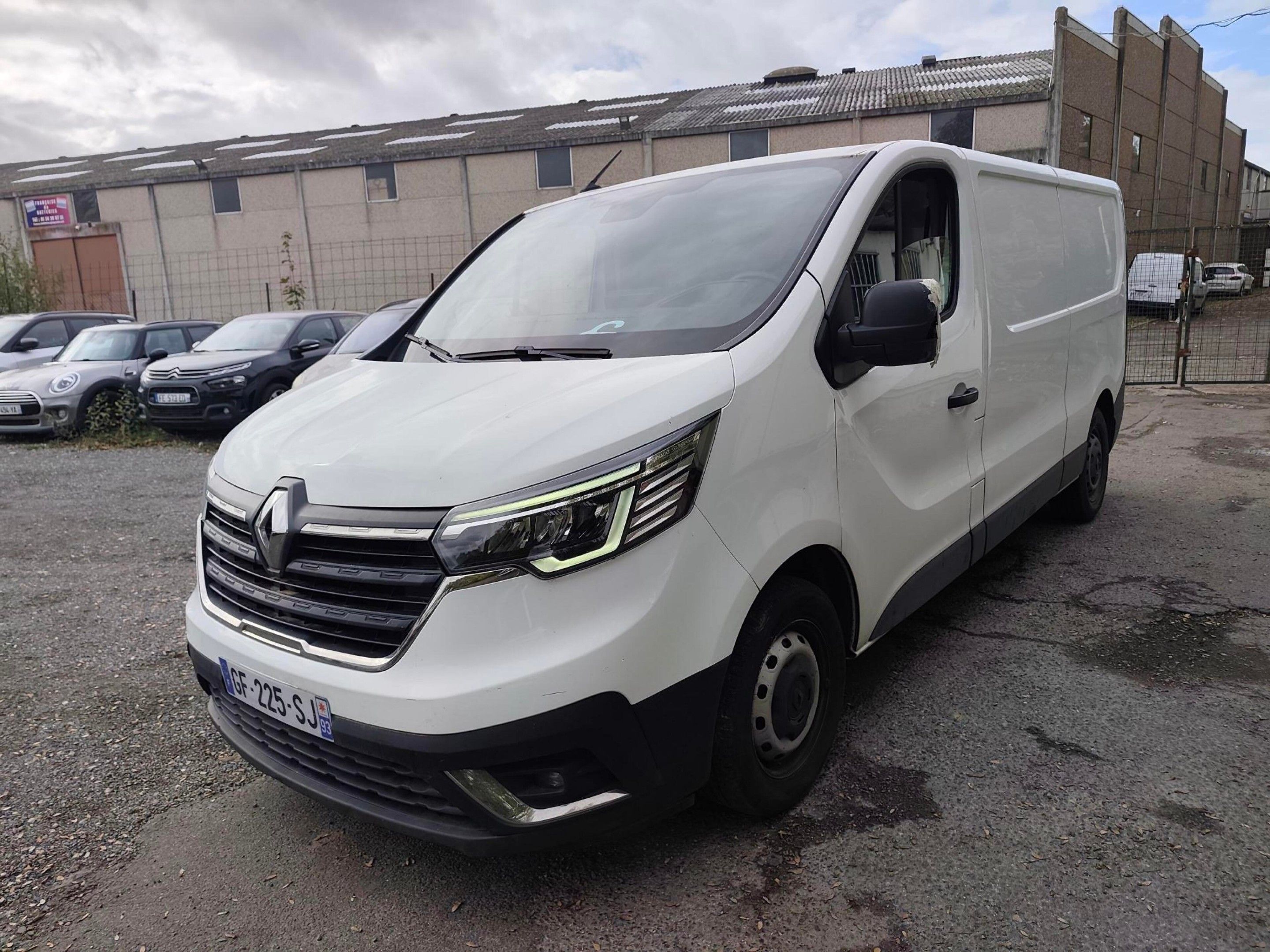 RENAULT TRAFIC VU FG CF L2H1 3T BLUE DCI 130 - Genre : CTTE …