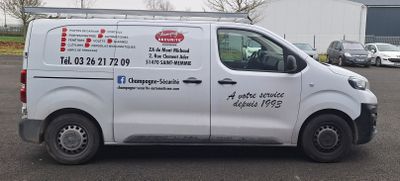 PEUGEOT Expert, 1ère mise en circulation 29/11/2022, GO, 5cv, 59 174   - Photo 1