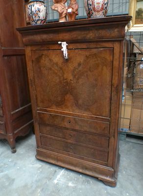 Secrétaire à abattant ronce de noyer clair ouvrant par trois…