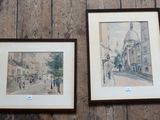 deux photos encadrées représentant une scène de rue sur un parquet