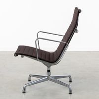 Charles & Ray Eames (XX-XXI) « EA116 », fauteuil pivotant, p… (photo 4)