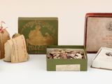 de nombreux types d'objets différents sur la photo