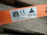 a label on the back of a wooden pallet