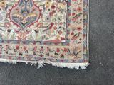 a rug that is laying on the ground on the floor