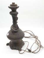 Important pied de lampe balustre anciennement à pétrole, mon…