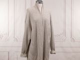 une photo d'une robe-pull sur un mannequin, un mannequin, un mannequin, un mannequin, un mannequin, un mannequin, un mannequin, un mannequin, un mannequin