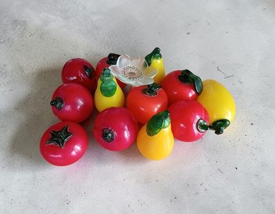 Ensemble cpt : MURANO Ensemble de fruits en verre, et LALIQU…