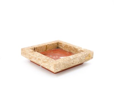 Cendrier en pierre dure. H : 4 cm L : 15 cm Restaurations, t…