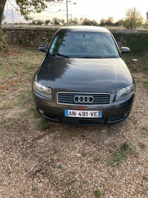 Audi A4 2.0 TDI V6 4 portes, boîte manuelle, 2007