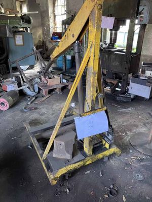 Chèvre d'atelier FENWICK modèle S5 - 500 kg - Photo 1