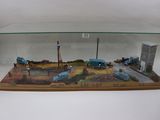 une vitrine contenant une maquette de bateau
