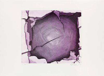 peinture représentant un morceau de papier violet avec un trou au milieu
