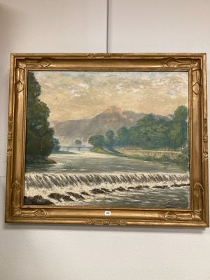 un tableau accroché au mur d'une pièce