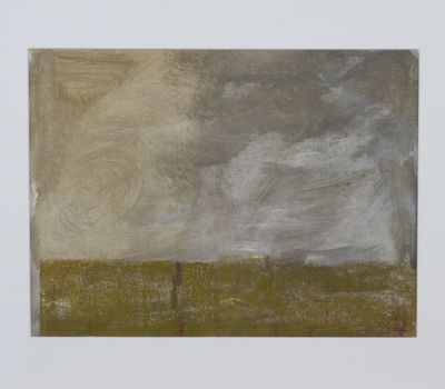 une peinture abstraite représentant un champ avec le ciel et des nuages en arrière-plan