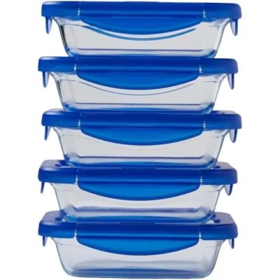 un lot de quatre récipients en plastique bleu et transparent avec couvercles