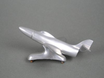 Mascotte automobile en aluminium en forme d'avion