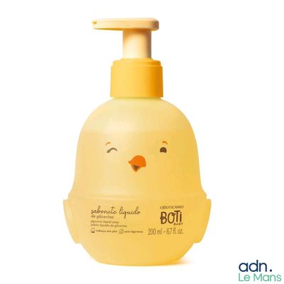 une image représentant un flacon de lotion pour bébé sur fond blanc