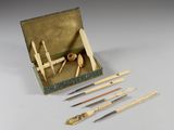 une boîte contenant tout un tas d'outils