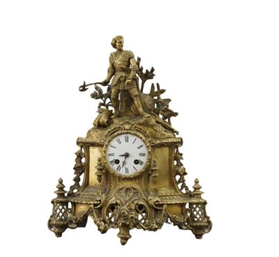 PENDULE romantique "Charles Martel" en bronze ciselé et doré…