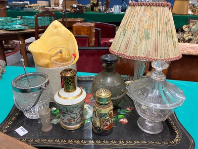 Plateau garni carafe, pot couvert sur piédouche, seau a glaç…
