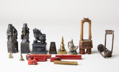 a lot of different items that are sitting on a table