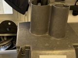 a picture of a machine that is sitting on a counter