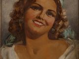 tableau représentant une femme souriante vêtue d'une robe blanche et d'un bandeau bleu