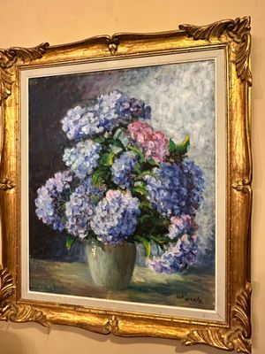 a painting of a vase of purple and blue flowers
