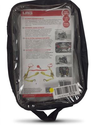 le dos d'un sac à dos muni d'un harnais