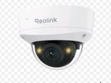 un gros plan d'un appareil photo portant le logo Redlink