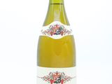 une image représentant une bouteille de vin blanc sur fond blanc