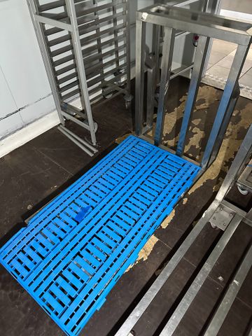 Chariot de manutention tout inox