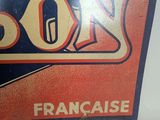 a picture of a sign that says bon on it
