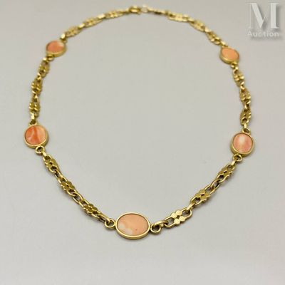 Collier or et corail Collier en or jaune 18k (750 millièmes)… - Photo 1