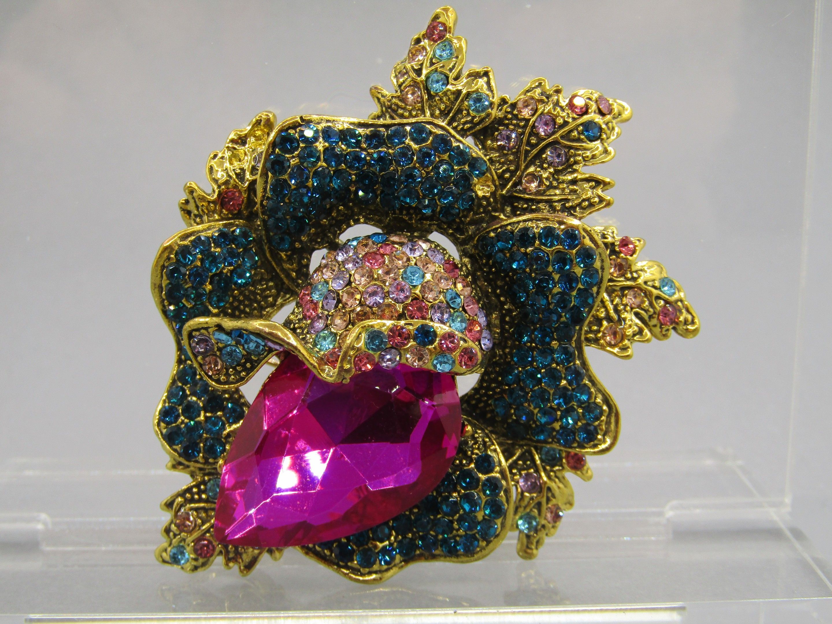 Objets d'art & Curiosités