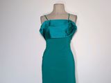 gros plan d'une robe sur un mannequin mannequin mannequin mannequin mannequin mannequin mannequin mannequin mannequin