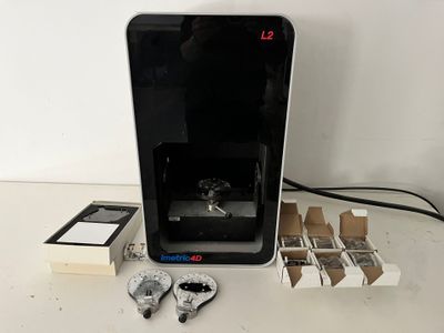 a small machine that is sitting on a table