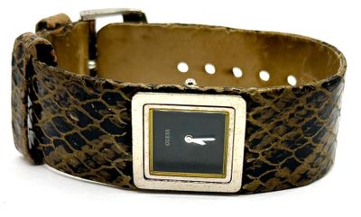 GUESS - Montres Femme, bracelet large croco - cadran carré i…