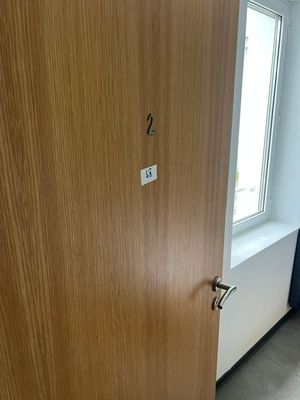 Contenu Chambre 2 (Lit+2 Chevets+Meuble+Ecran Plat)