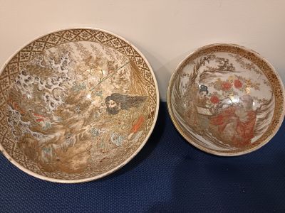Satsuma 2 bols en faïence à décor de guerriers.