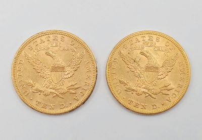deux souverains d'or des États-Unis, dont l'un représente un aigle et l'autre