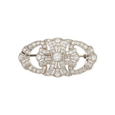 an art deco diamond broochle