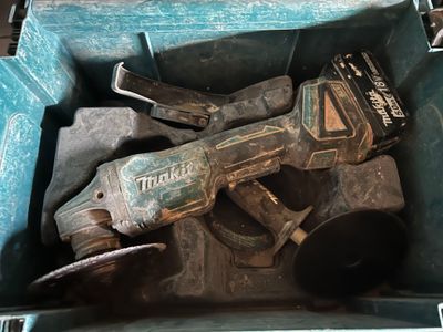 Lapidaire MAKITA avec batterie - Photo 1