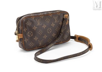 louis vuitton cross body bag
