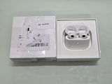 une boîte blanche contenant une paire d'AirPods