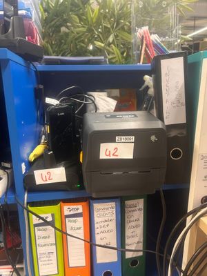 1 Chargeur 5 PDA ZEBRA TC21/26 + 4 PDA dont 1 écran cassé - Photo 1