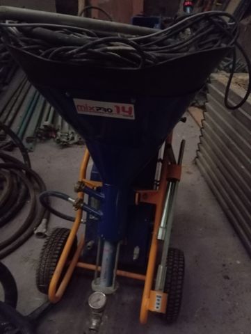 Machine à malaxage continu pour ragréage MIXPRO 14, non testé. Ve...