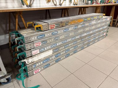 a lot of tools that are sitting on the floor