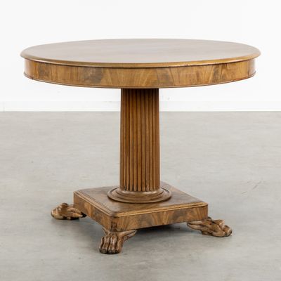 Table d'appoint ancienne sur pieds griffes, Charles X, Biede…